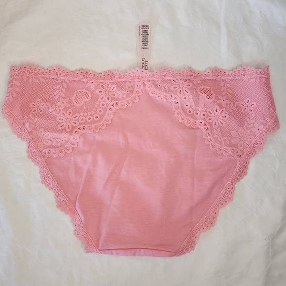 Victoria's Secret Lace Bikini Panties - Picture 4 of 10